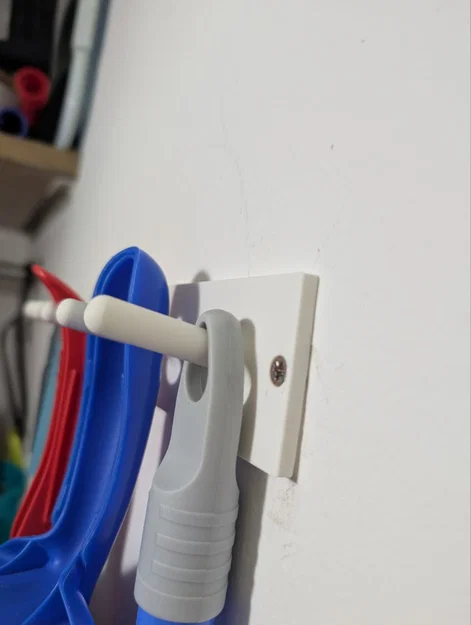 Móc treo chổi gắn tường - Image 2