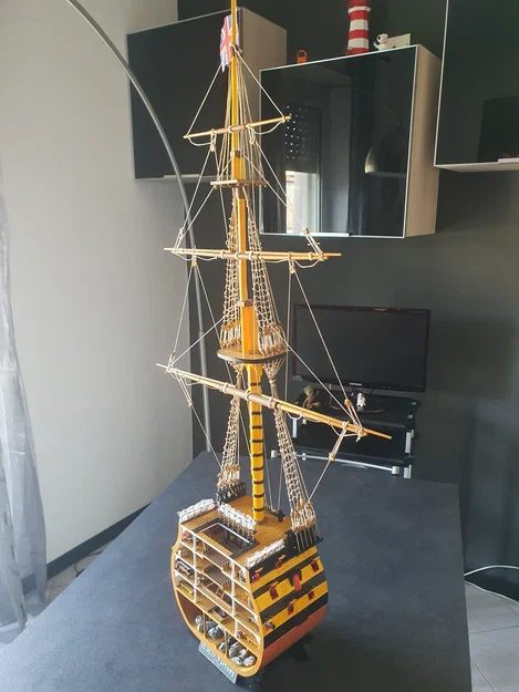 Mô hình mặt cắt tàu HMS Victory - Image 15