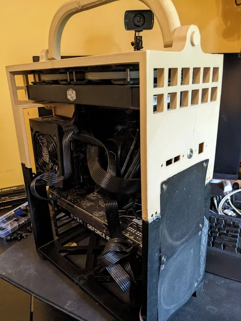 CariBeige - Case ATX di động tiện lợi - Image 1