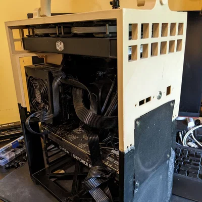 CariBeige - Case ATX di động tiện lợi