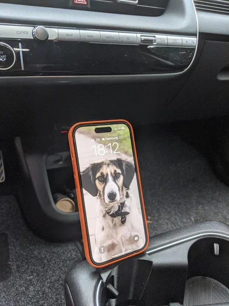 Giá đỡ iPhone MagSafe cho Hyundai Ioniq 5 - Image 2