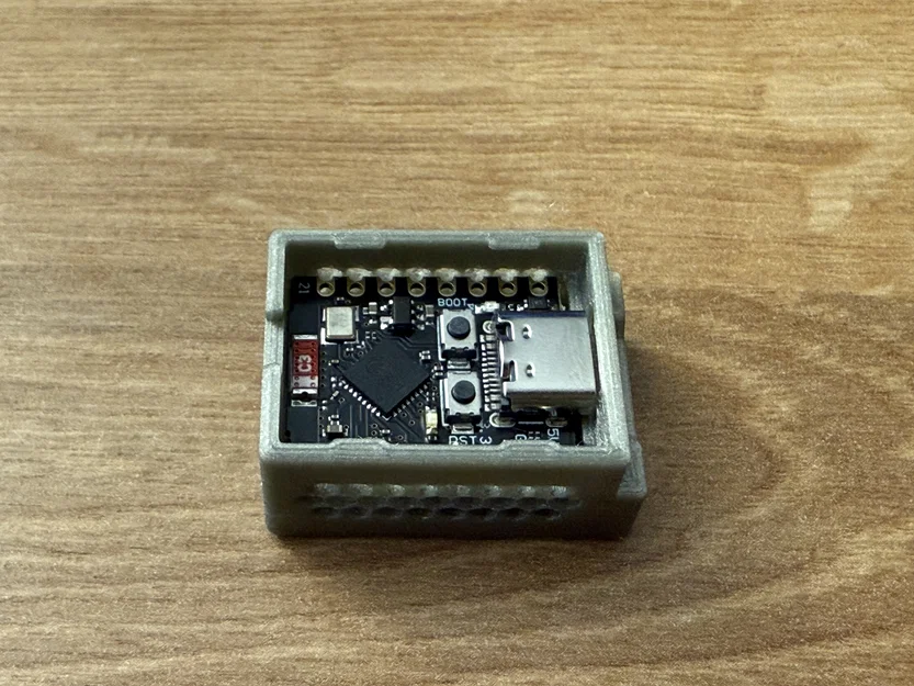 Hộp case bảo vệ cho LD2410C và ESP32-C3, hỗ trợ nhiều loại cáp USB-C - Image 3