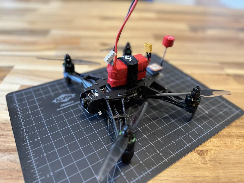 Khung FPV Drone 4-Inch Analog - Image 2