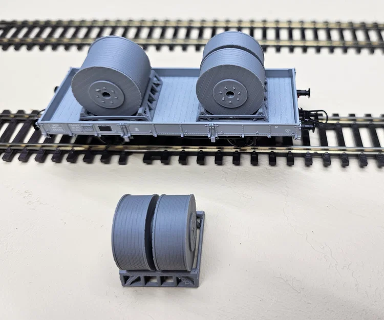 Bộ cuộn cáp cao thế kèm đế tỷ lệ HO (1/87) - Image 1