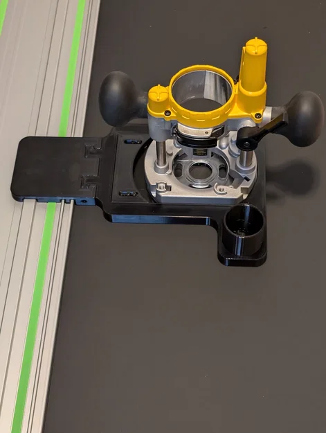 Bộ trượt máy phay Dewalt Trim Router cho thanh ray Festool kèm hút bụi - Image 1