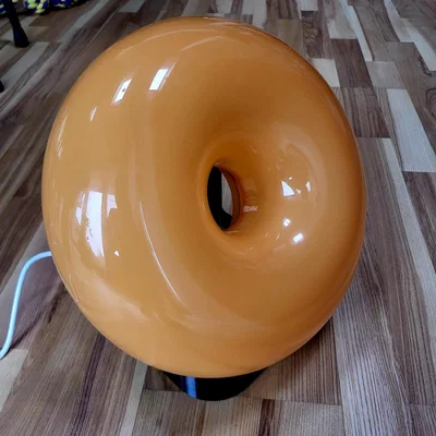 Giá đỡ đèn IKEA VARMBLIXT hình bánh donut sang trọng