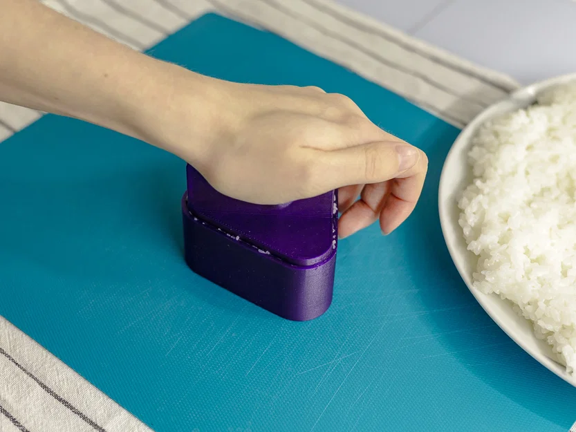 Khuôn Ép Cơm Nắm Onigiri (Onigiri Rice Ball Press Mould) - Image 12