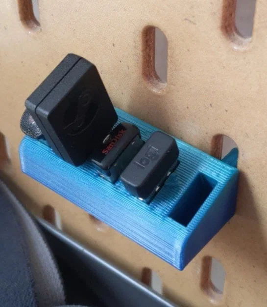 Khay Đựng USB Gắn Bảng Treo IKEA SKÅDIS Gọn Gàng - Image 1