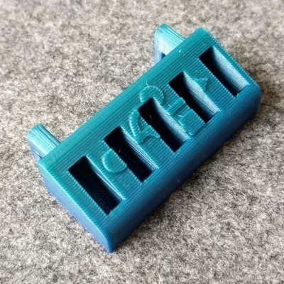 Khay Đựng USB Gắn Bảng Treo IKEA SKÅDIS Gọn Gàng