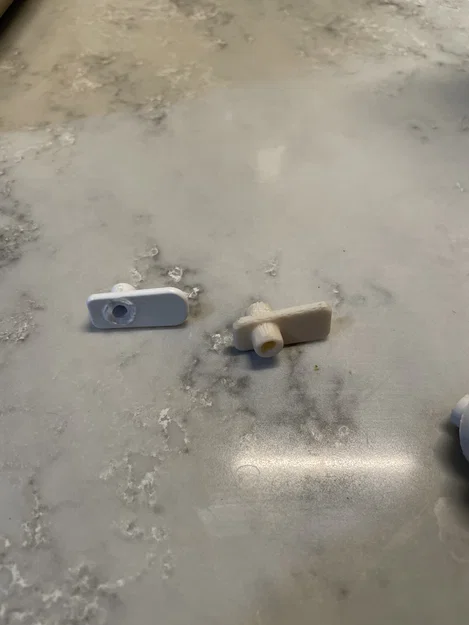 Bát đỡ bánh xe ngăn kéo tủ lạnh LG - Image 1