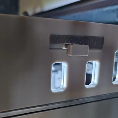 Nắp đậy lỗ thông gió QIDI Q2 Riser Cap - Giải pháp giữ nhiệt hiệu quả