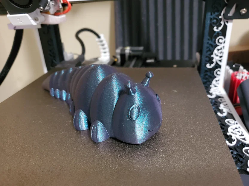 Mô hình chú sâu bướm khớp nối Cute Chubby Articulated Caterpillar - Image 2