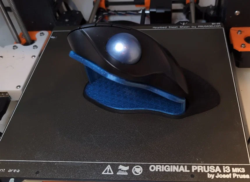 Giá đỡ nghiêng 45° cho chuột Logitech M575 Trackball - Image 1