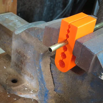 Kẹp giữ chốt Dowel pin clamp in 3D - Công cụ hỗ trợ xưởng hữu ích