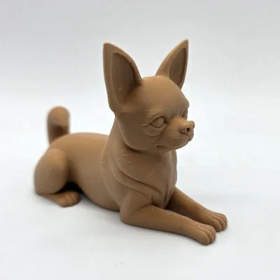 Mô hình tượng chú chó Chihuahua lông ngắn đang nằm