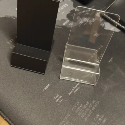 Giá đỡ điện thoại để bàn thiết kế đơn giản dễ in 3D