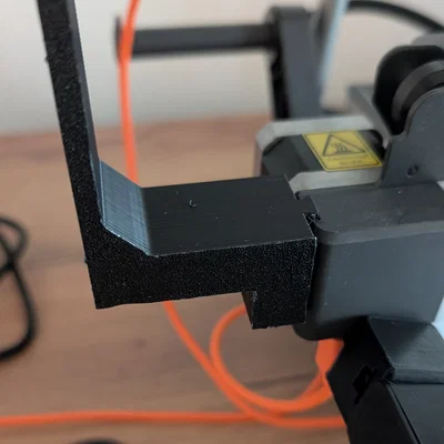 Anycubic Kobra 3 Max - Dẫn hướng ống PTFE bên hông