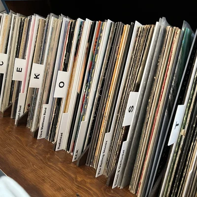 Bộ tấm ngăn phân loại đĩa than Vinyl (A-Z) và thẻ tên ban nhạc