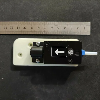 Đế gắn cảm biến hết nhựa bên phải cho Creality K1, K1C