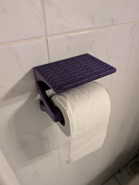 Giá treo giấy vệ sinh 3D kèm kệ để điện thoại tiện lợi - Image 1