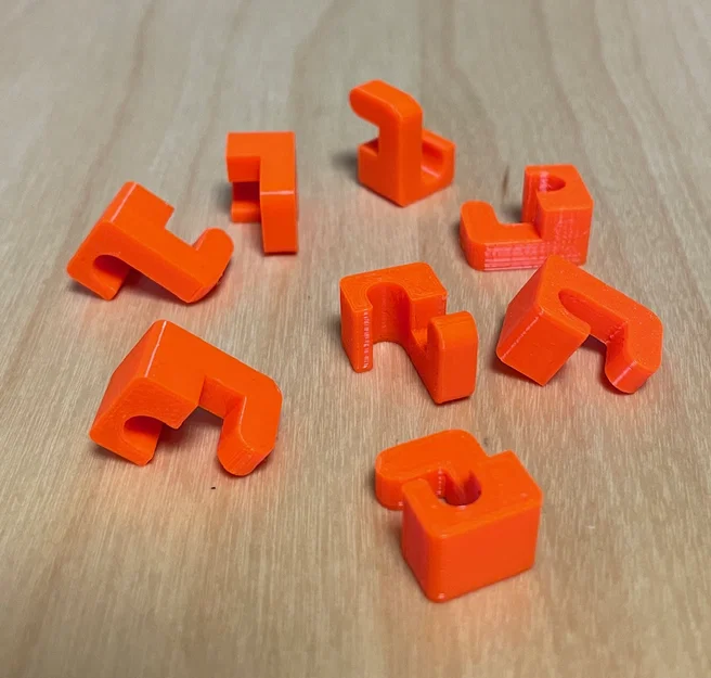 Kẹp giữ dây cáp cho bảng treo Ikea Skadis - Image 1