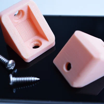 Ke đỡ kệ 3D – Giải pháp gia cố kệ gỗ chắc chắn tại nhà