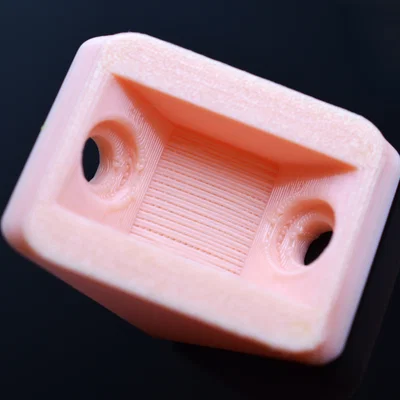 Ke đỡ kệ 3D – Giải pháp gia cố kệ gỗ chắc chắn tại nhà
