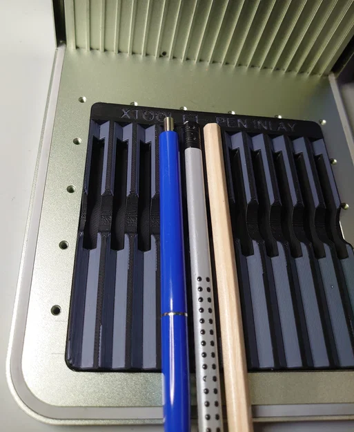 XTOOL F1 - Khuôn/Khay đặt bút (pen inlay/jig) để khắc bút - Image 2
