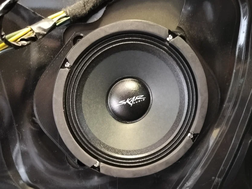 Ngàm chuyển đổi loa 6x8in sang 6.5in cho xe Ford - Image 1