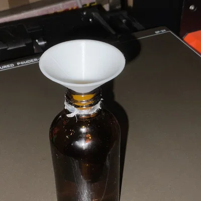 Phễu mini cho chai dung dịch nhỏ tương thích Gridfinity