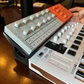 Giá đỡ Yamaha SEQtrak cho Arturia Minilab (mk2 & mk3) - Thumbnail 4