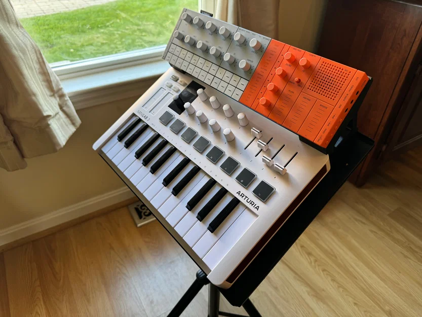 Giá đỡ Yamaha SEQtrak cho Arturia Minilab (mk2 & mk3) - Image 8