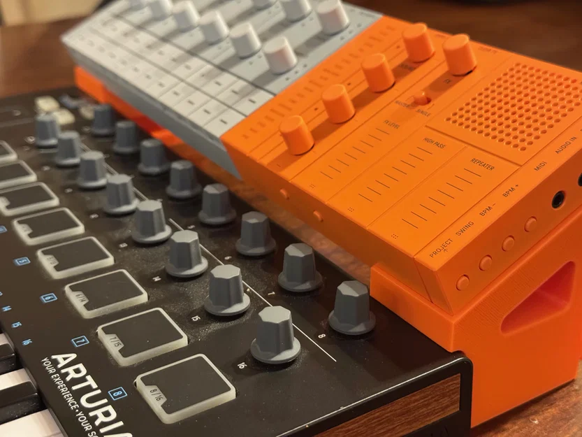 Giá đỡ Yamaha SEQtrak cho Arturia Minilab (mk2 & mk3) - Image 19