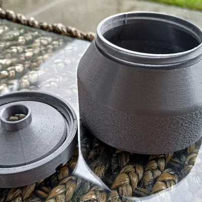 Butt Bucket - Gạt tàn cỡ bự cho các buổi tiệc