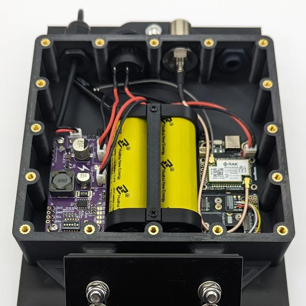 V2 Meshtastic 3W Solar Enclosure - Trạm LoRa chạy bằng năng lượng mặt trời - Image 8
