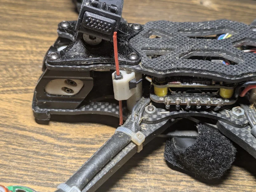 Ngàm gắn ăng-ten ELRS cho drone FPV (dành cho khung Apex Evo) - Image 2