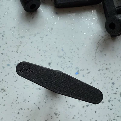 Chìa khóa vặn van radiator UK 3.7*7mm