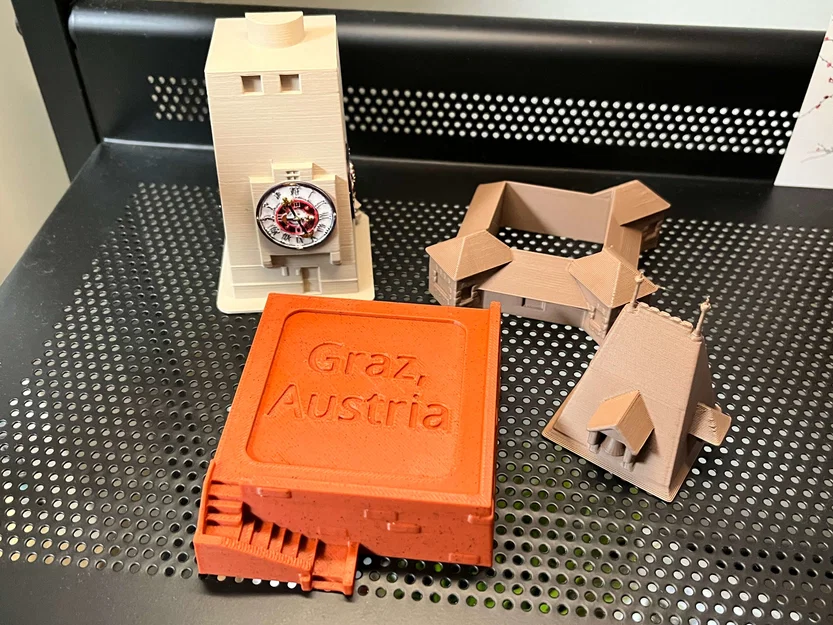 Grazer Uhrturm (Tháp đồng hồ) - Graz, Áo - Image 3