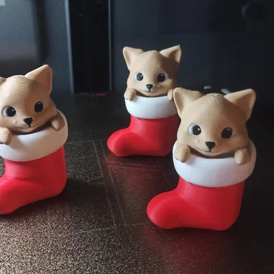 Mô hình 3D mèo con trong tất Giáng sinh dễ thương