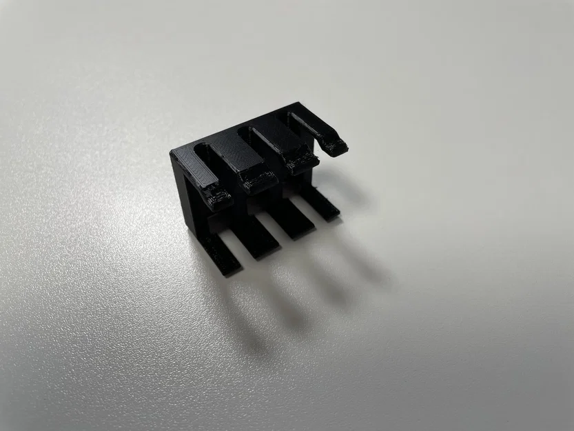 Giá đỡ cáp sạc 3 đầu để bàn - Image 6