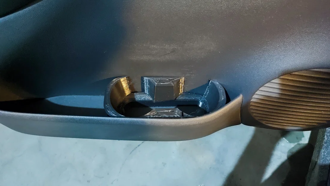 Khay đựng cốc trên cửa xe Opel Corsa C - Phụ kiện in 3D tiện lợi - Image 2