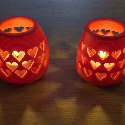 Đế nến LED tealight họa tiết trái tim