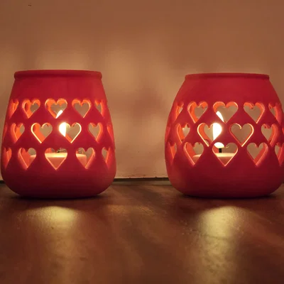 Đế nến LED tealight họa tiết trái tim