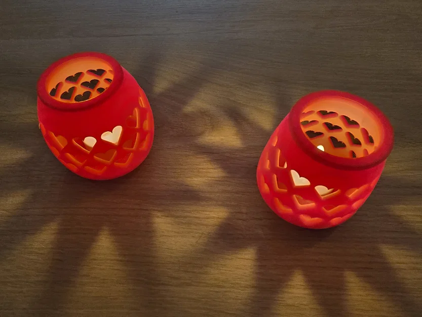 Đế nến LED tealight họa tiết trái tim - Image 3