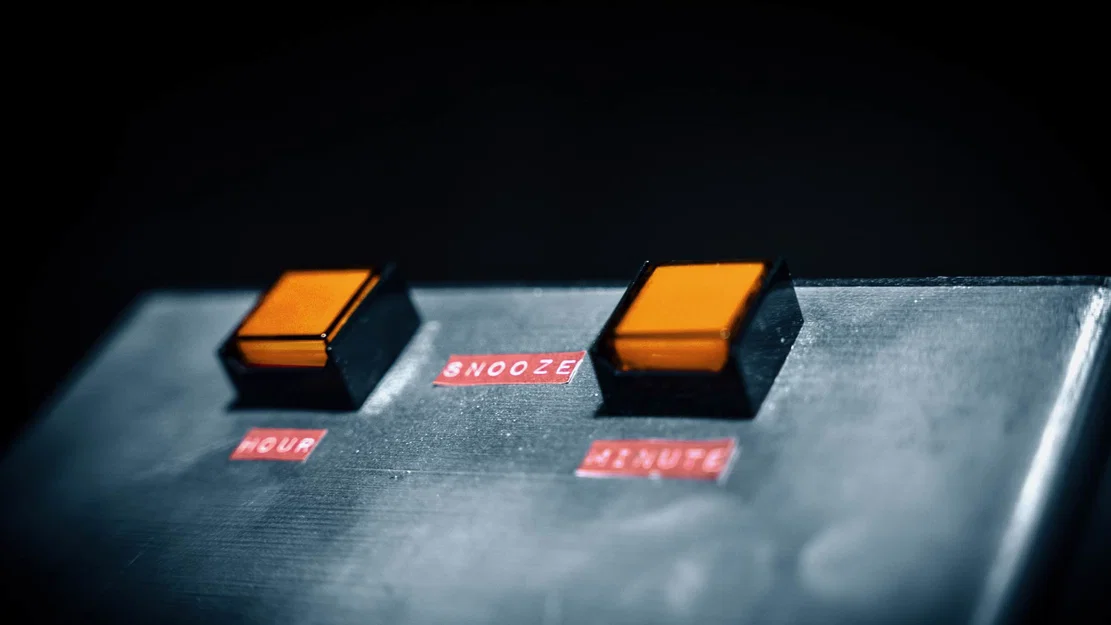 Đồng hồ báo thức Flux Capacitor (Back to the Future) - Image 3