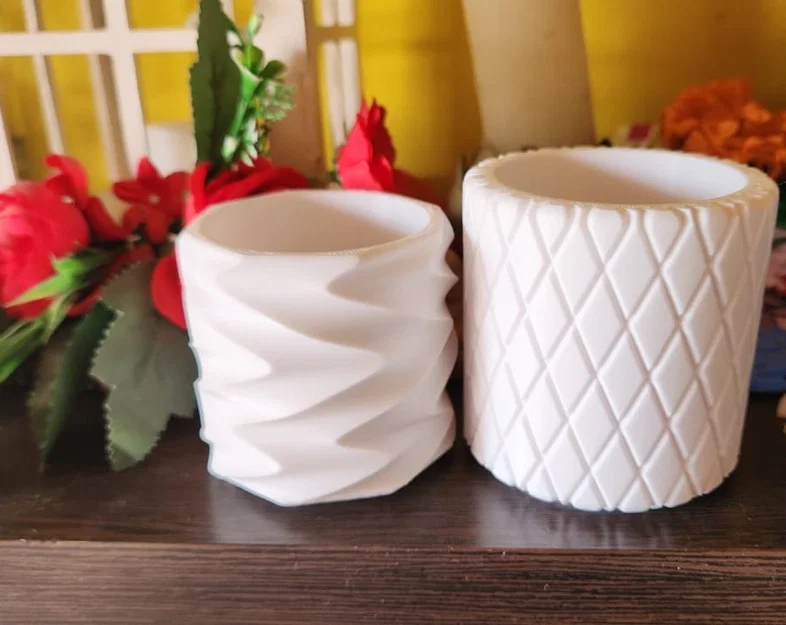 Cốc đựng bút 3D thiết kế xoắn ốc đa năng và hiện đại - Image 4