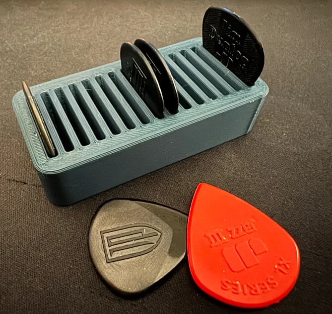 Khay đựng phím gảy đàn Guitar (Guitar Pick Case) in 3D tiện lợi - Image 1