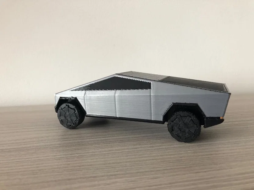 Mô hình Tesla Cybertruck phiên bản in một màu và nhiều màu - Image 2