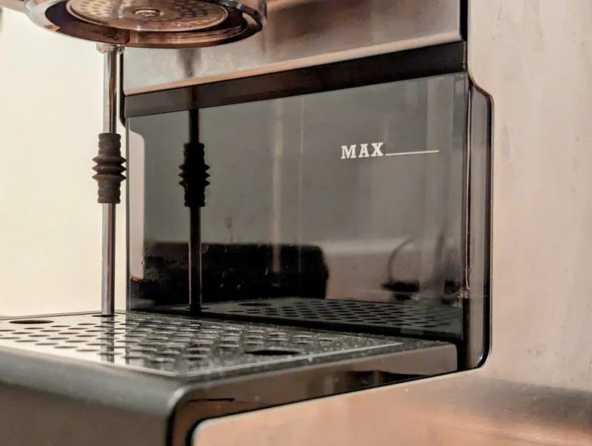 Tấm chắn ngăn văng nước cho bình chứa máy pha cà phê Gaggia Classic / Pro / Evo - Image 1