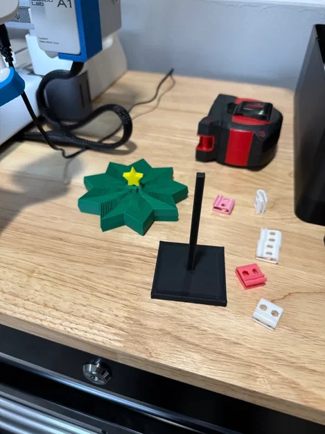 Đế giữ đơn giản cho cây thông Noel Expanding Fidget - Image 2